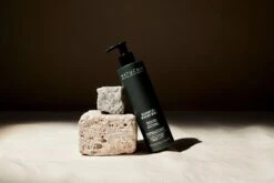 Natucain Revitalizing Shampoo 300ml -L'Oreal Verkoop jm 9144