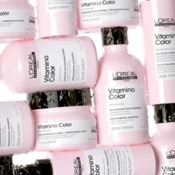 L'Oreal L'Oréal Serie Expert Vitamino Color Shampoo 300ml -L'Oreal Verkoop lp summer light 2022 vitamino color 1x1 3474636975501 3474636974368 3474636976041 4